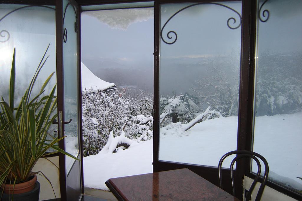 Les Hotes Du Lac, Chambres Et Tables D'Hotes Mandailles  Buitenkant foto
