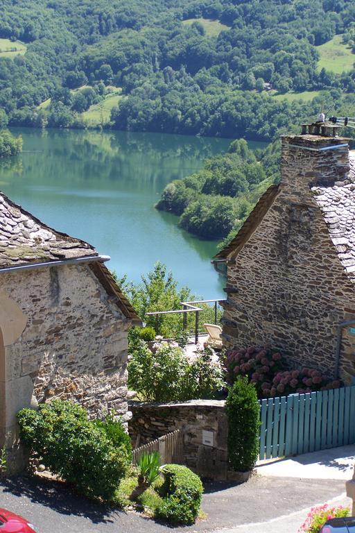 Les Hotes Du Lac, Chambres Et Tables D'Hotes Mandailles  Buitenkant foto
